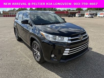 Used 2017 Toyota Highlander XLE