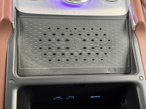 Used 2024 Genesis G90 3.5T image 48