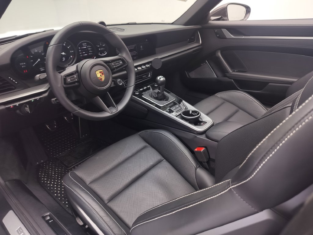 Certified 2024 Porsche 911 Targa 4S AWD/4WD image 4