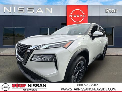 Used 2023 Nissan Rogue SV image 5