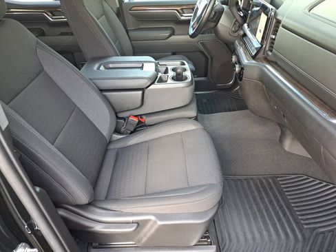 Certified 2023 Chevrolet Silverado 1500 RST AWD/4WD image 15