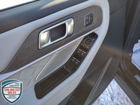 New 2026 Ford Explorer Platinum w/ LUX Leather Package image 11