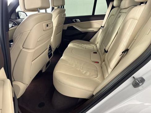 Used 2019 BMW X5 xDrive40i w/ M Sport Package AWD/4WD image 23