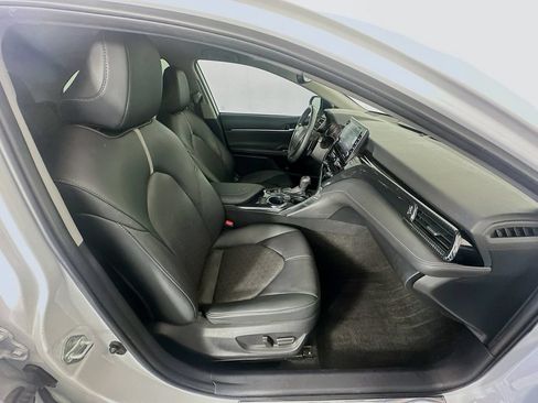 Used 2023 Toyota Camry XSE FWD image 27