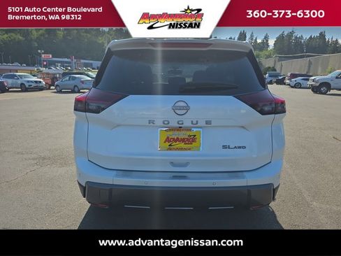 Used 2024 Nissan Rogue SL w/ SL Premium Package AWD/4WD image 4