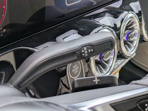 New 2026 Mercedes-Benz GLA 250 4MATIC image 13