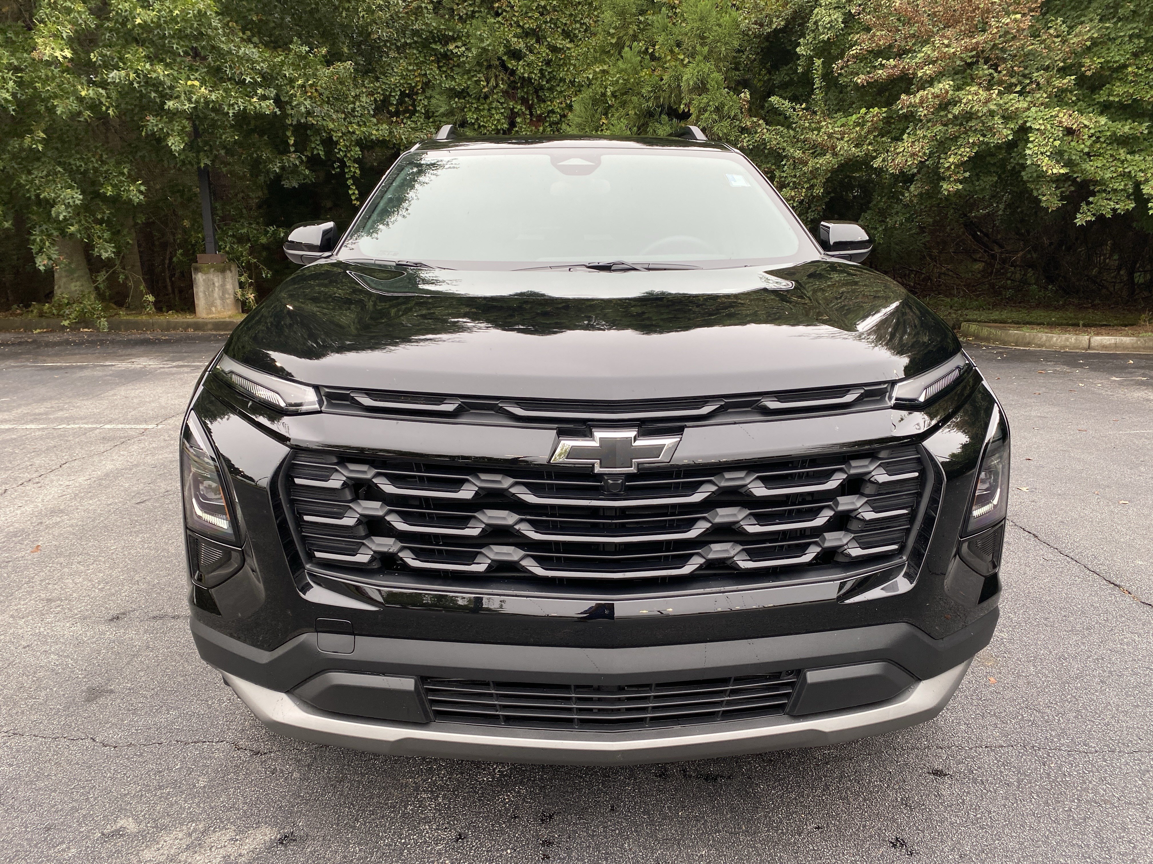 Used 2027 Chevrolet Equinox LT w/ Convenience Package II FWD image 3