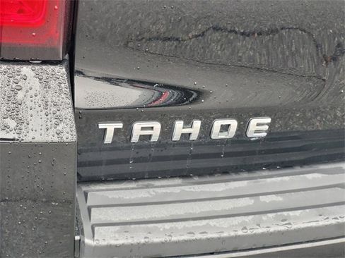 Used 2018 Chevrolet Tahoe LT w/ Luxury Package image 7