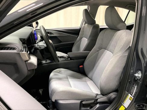 New 2026 Toyota Camry LE image 9