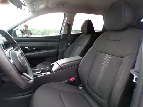 Certified 2025 Hyundai Tucson SEL AWD/4WD image 10