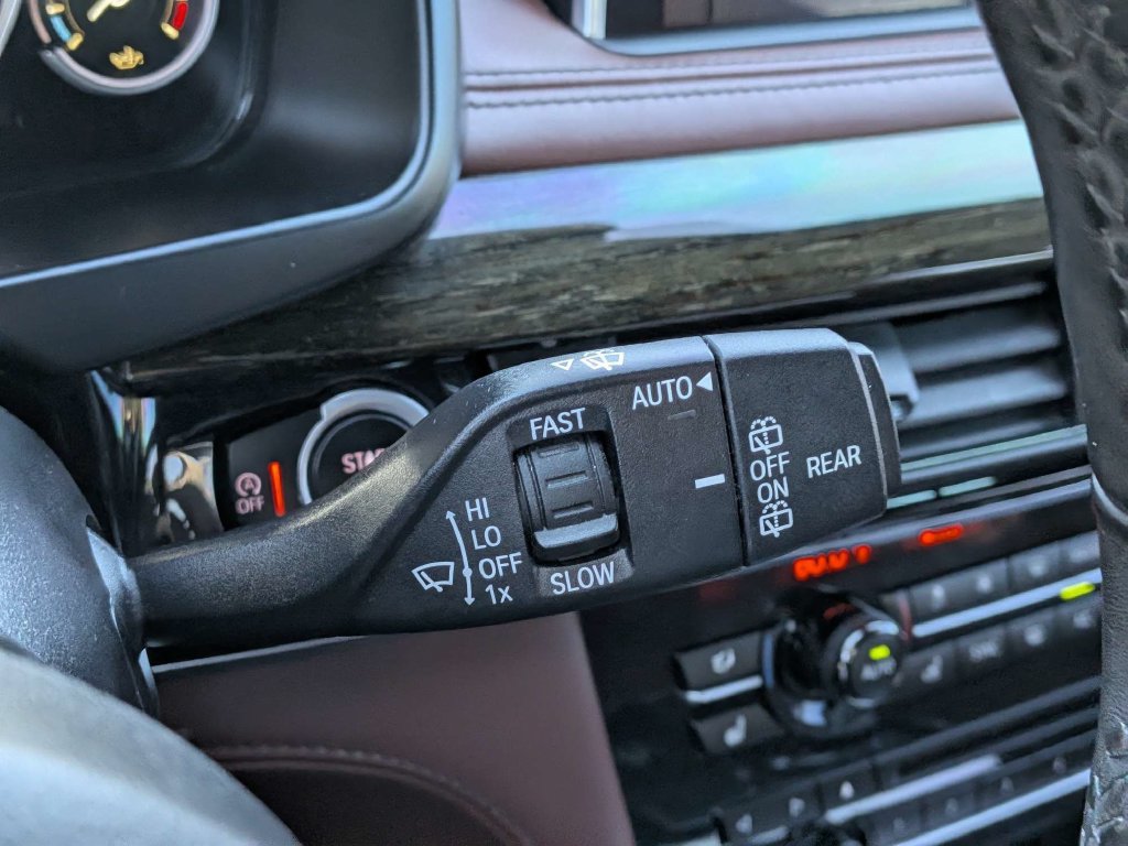 Used 2018 BMW X5 xDrive50i AWD/4WD image 26