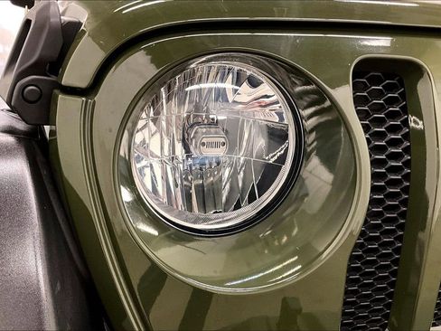 Used 2021 Jeep Wrangler Unlimited Sport w/ Sun And Sound Package image 31