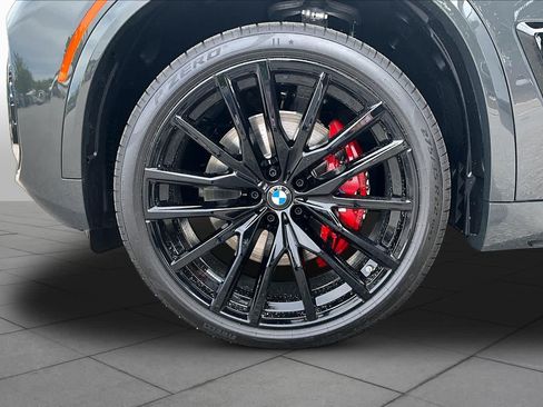 New 2026 BMW X5 xDrive40i w/ M Sport Package AWD/4WD image 11
