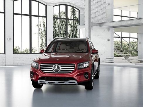 New 2026 Mercedes-Benz GLB 250 4MATIC image 42