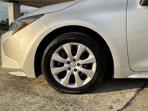 Used 2024 Toyota Corolla LE image 4