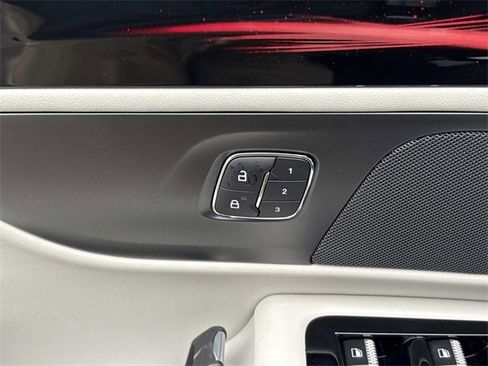 New 2026 Lincoln Nautilus Premier w/ Jet Appearance Package image 21