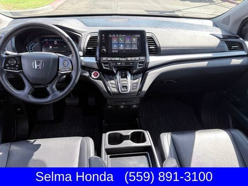 Used 2024 Honda Odyssey Touring image 9