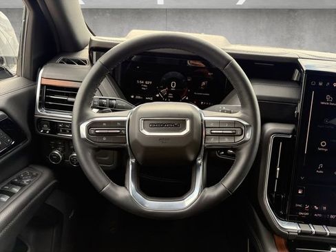 Certified 2025 GMC Yukon XL Denali AWD/4WD image 21