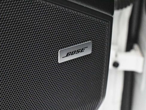 Used 2022 Porsche Cayenne Platinum Edition image 10