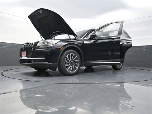 Used 2023 Lincoln Corsair Reserve w/ Equipment Group 201A image 37