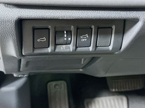 Used 2024 Subaru Outback Touring XT AWD/4WD image 17