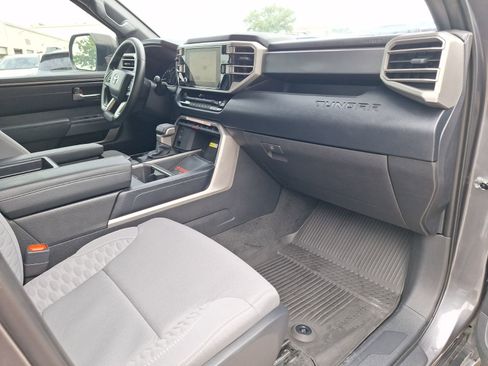 Used 2025 Toyota Tundra SR5 AWD/4WD image 33