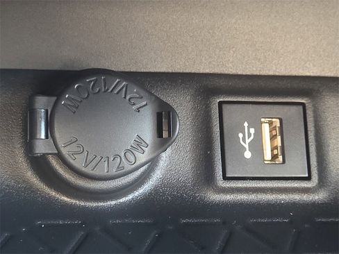 New 2025 Toyota RAV4 XLE image 22