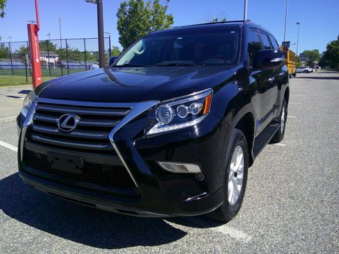 Used 2018 Lexus GX 460 Premium AWD/4WD image 17