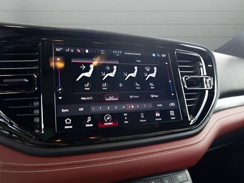 Used 2022 Dodge Durango SRT w/ SRT Interior Appearance Group AWD/4WD image 24