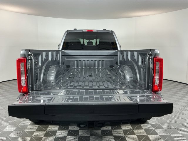 Used 2024 Ford F450 XLT w/ FX4 Off-Road Package AWD/4WD image 7