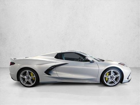 Used 2023 Chevrolet Corvette Stingray Preferred Conv w/ Z51 Performance Package RWD image 7