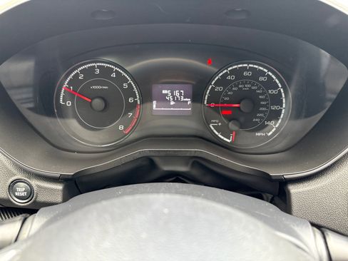 Used 2022 Subaru Crosstrek 2.0i Premium image 15