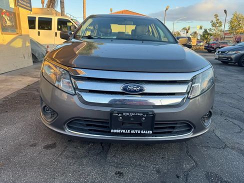 Used 2012 Ford Fusion SE FWD image 2