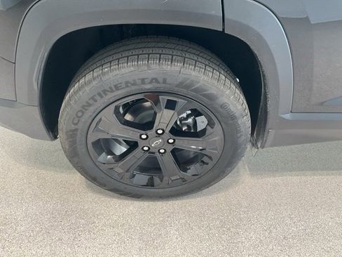 New 2026 Chevrolet Equinox LT w/ Convenience Package II image 7