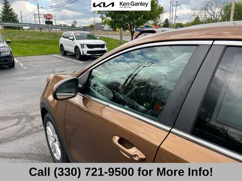 Used 2018 Kia Sportage LX FWD image 24