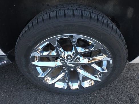 Used 2018 Chevrolet Tahoe Premier image 10