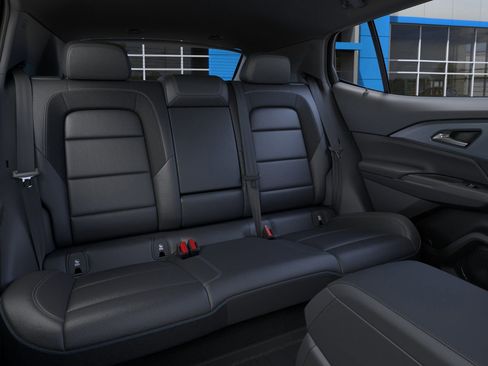 New 2025 Chevrolet Equinox EV LT image 41