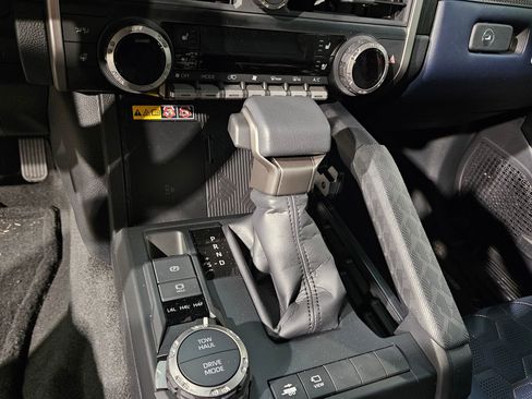 New 2026 Toyota 4Runner 4WD image 19