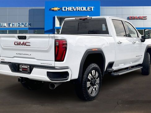 New 2026 GMC Sierra 2500 Denali w/ Denali Reserve Package image 18