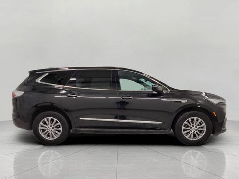 Used 2023 Buick Enclave Essence w/ LPO, Luxury Package image 11