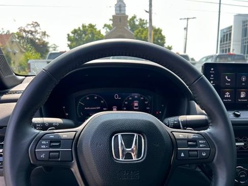 Used 2024 Honda Accord Sport image 12