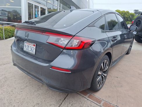 Used 2024 Honda Civic EX-L image 7