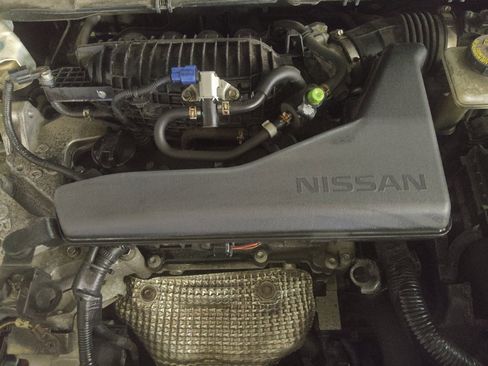 Used 2018 Nissan Rogue SV w/ Premium Package FWD image 30