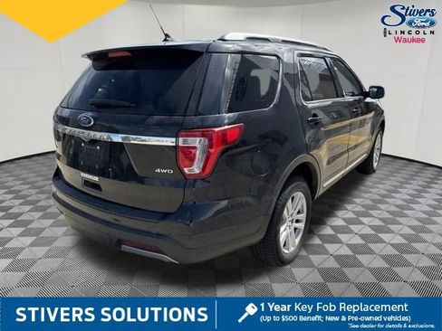 Used 2019 Ford Explorer XLT w/ Equipment Group 202A AWD/4WD image 6