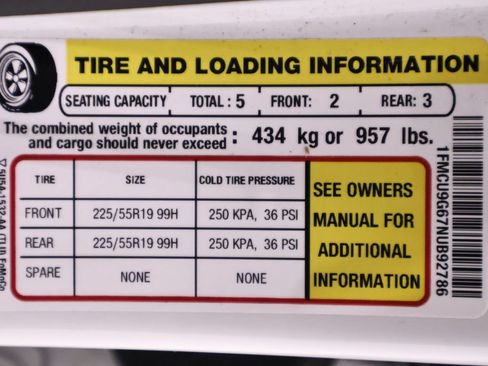 Certified 2022 Ford Escape SE w/ SE Sport Appearance Package AWD/4WD image 40