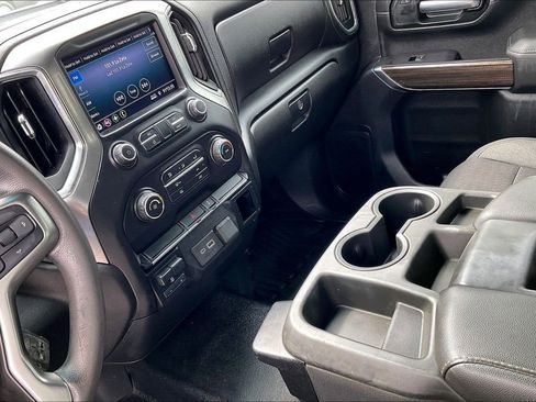 Used 2020 Chevrolet Silverado 2500 LT AWD/4WD image 19