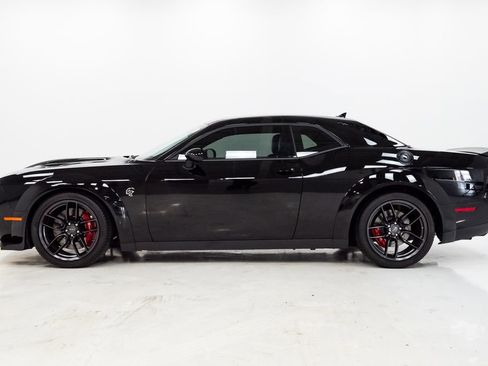 Used 2018 Dodge Challenger SRT Hellcat RWD image 29