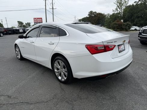 Used 2018 Chevrolet Malibu Premier FWD image 5