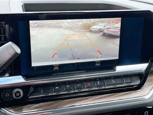 Used 2024 Chevrolet Silverado 1500 RST w/ Z71 Off-Road Package image 14