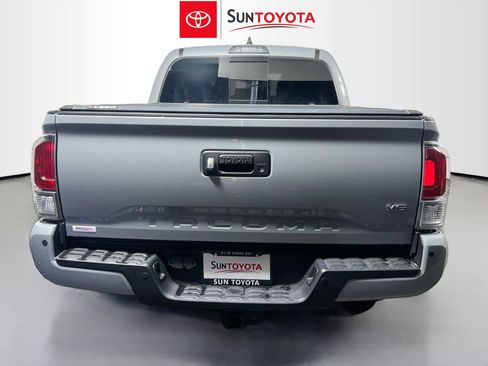 Used 2020 Toyota Tacoma TRD Sport w/ Technology Package RWD image 5
